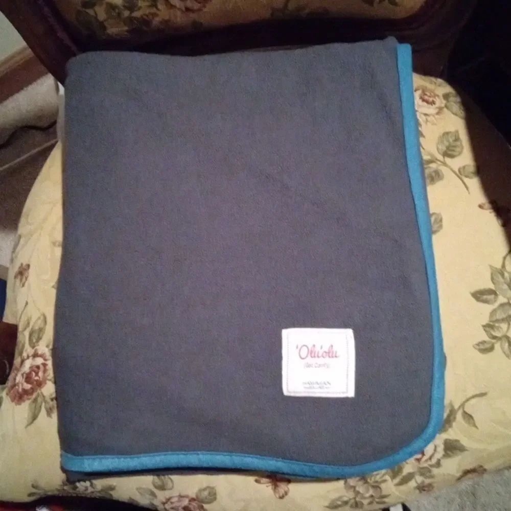 Vintage Hawaiian Airlines Flight Blanket